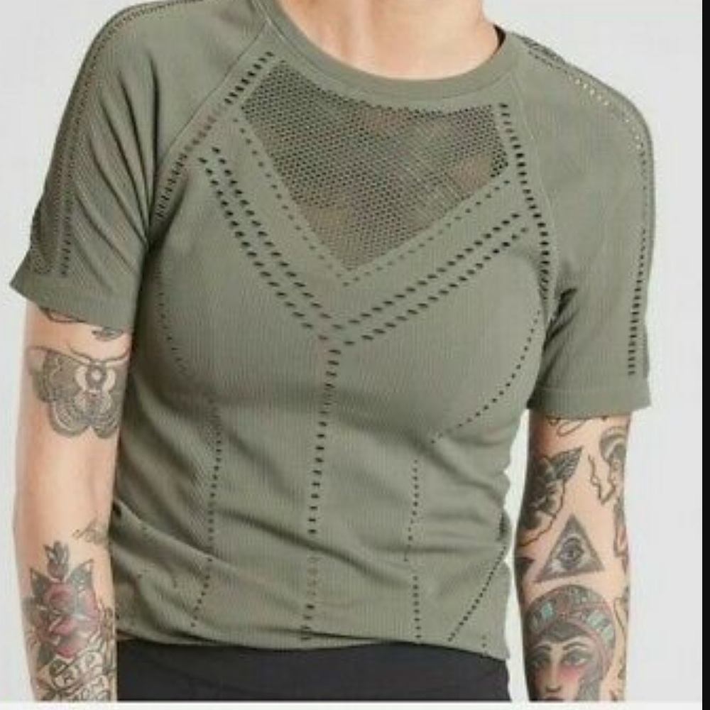 NWT Athleta short sleeve top